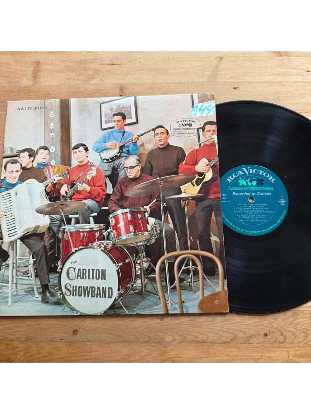 The Carlton Showband - The Carlton Showband 33rpm VG+ VR25